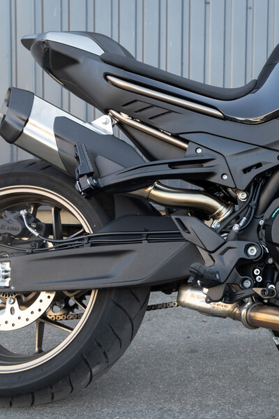 Nuotrauka 14 - CFMOTO 800NK 2024 m Klasikinis / Streetbike motociklas