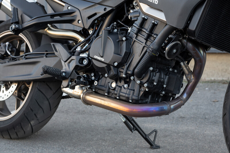 Nuotrauka 26 - CFMOTO 800NK 2024 m Klasikinis / Streetbike motociklas