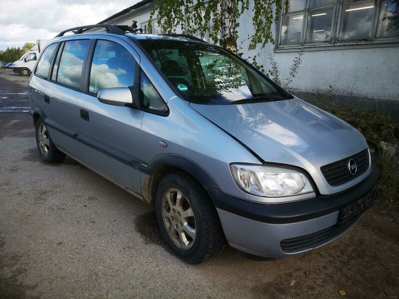 Opel Zafira 2000 г запчясти