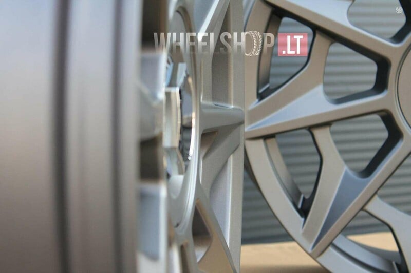 Photo 9 - STUTTGART SVT Matt GunMetal light alloy R20 rims