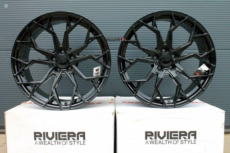 Photo 3 - RIVIERA RF5 Gloss Black Flow Formed light alloy R22 rims