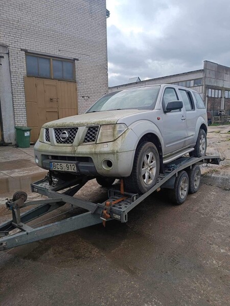 Nissan Pathfinder 2005 г запчясти