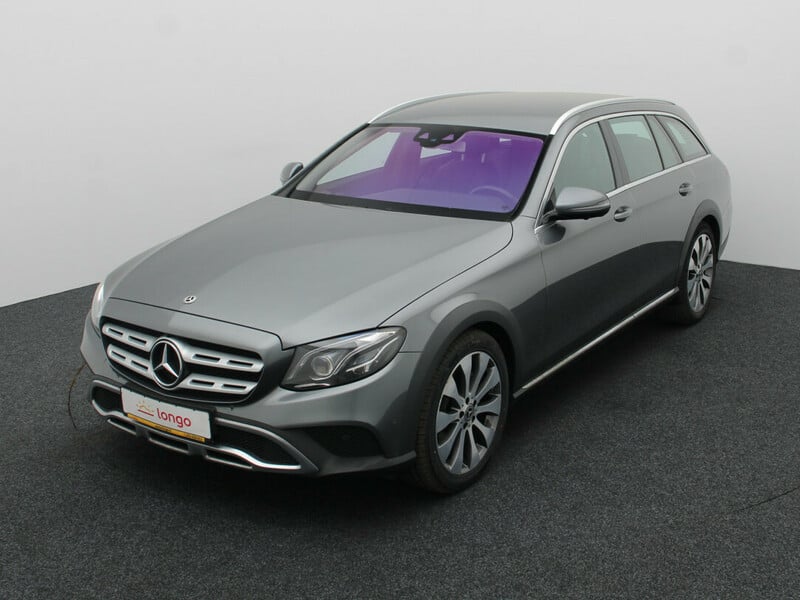 Mercedes-Benz E 220 2018 y Wagon