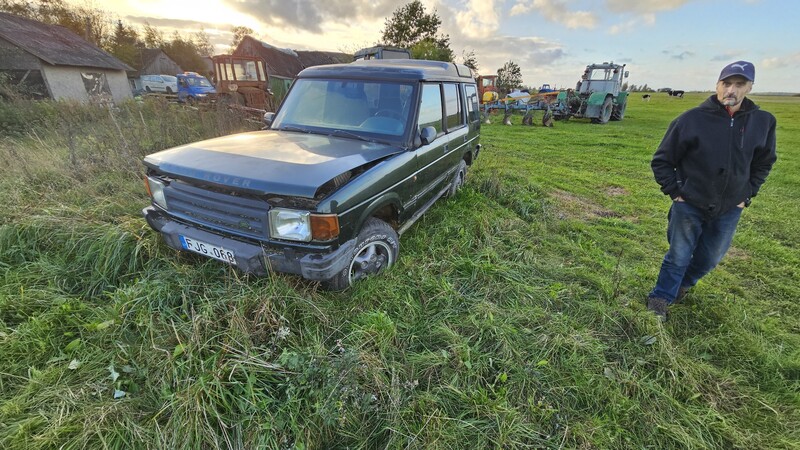 Photo 2 - Land Rover Discovery 1990 y parts