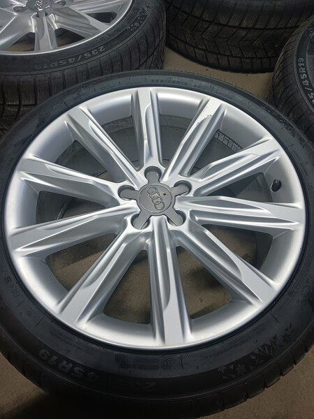 Audi A7 R19 light alloy rims