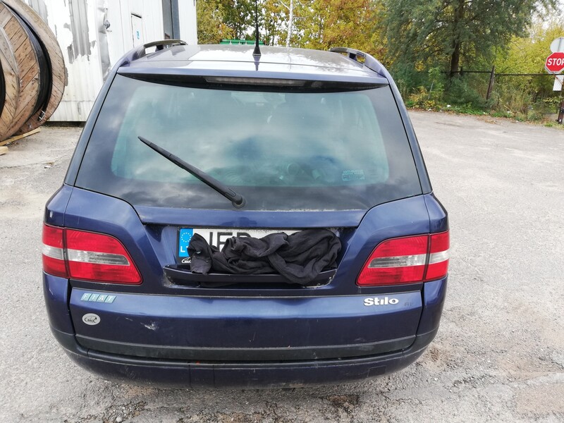 Photo 2 - Fiat Stilo 2004 y parts