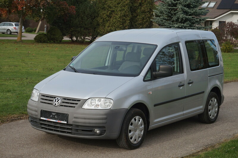 Volkswagen Caddy III 2009 y