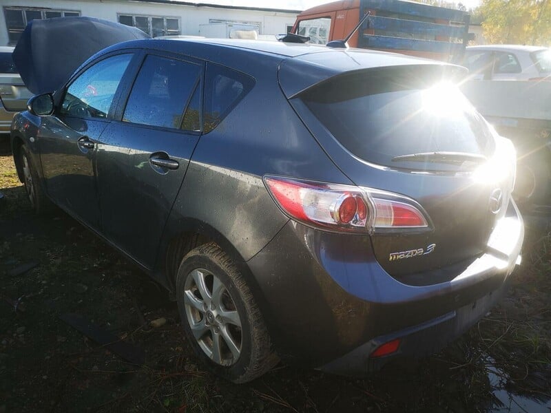 Photo 6 - Mazda 3 2009 y parts