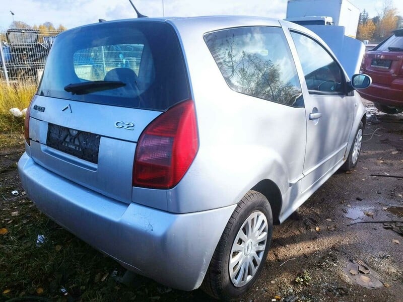 Photo 4 - Citroen C2 2005 y parts