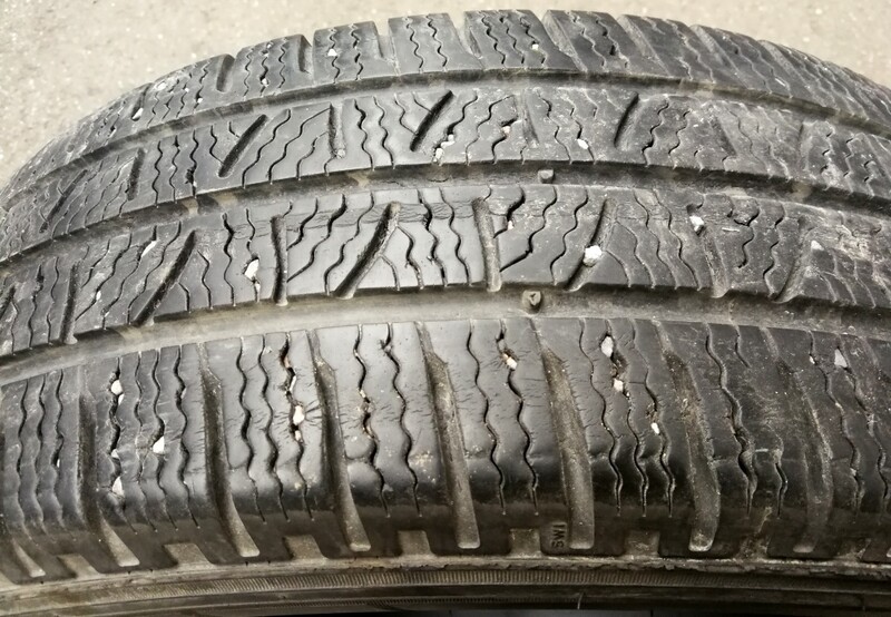 Photo 2 - Pirelli R16C R16C universal tyres minivans