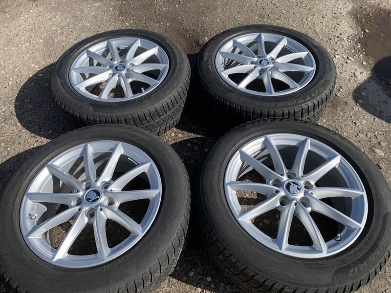 Skoda R17 light alloy rims