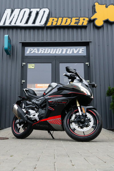 CFMOTO 450SR 2024 y Sport / Superbike motorcycle
