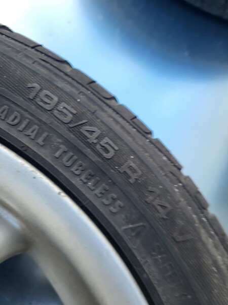 Photo 2 - Audi 80 R14 light alloy rims