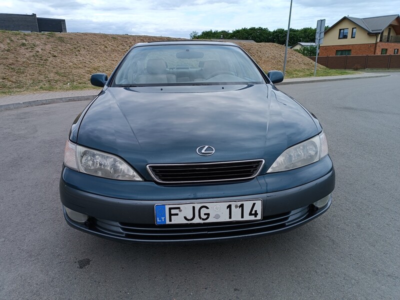 Photo 4 - Lexus ES 300 1998 y Sedan