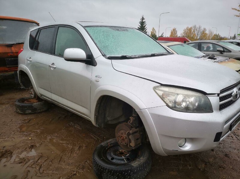 Toyota Rav-4 2007 y parts