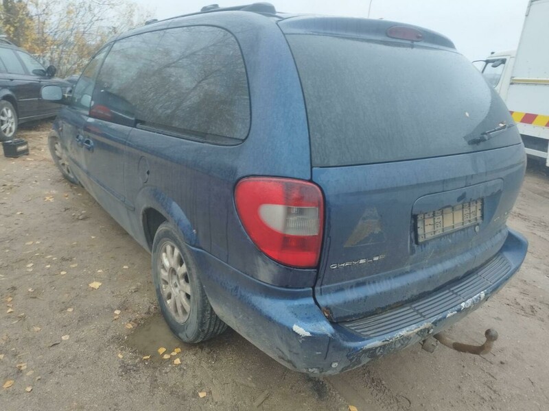 Photo 4 - Chrysler Voyager 2002 y parts