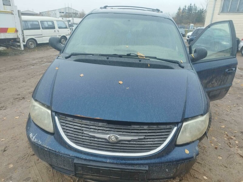 Photo 6 - Chrysler Voyager 2002 y parts