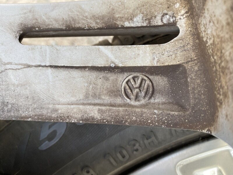 Nuotrauka 7 - Volkswagen R19 lengvojo lydinio ratlankiai