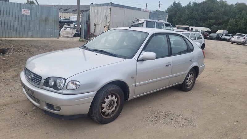 Фотография 2 - Toyota Corolla 2000 г запчясти