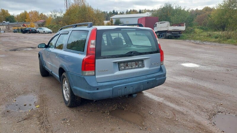 Photo 2 - Volvo Xc70 2001 y parts