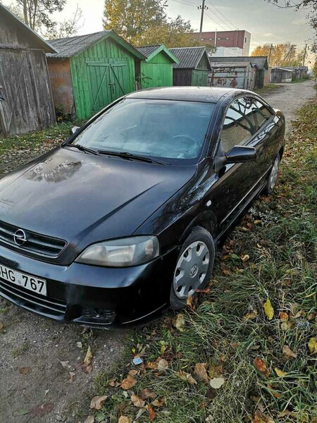 Opel Astra 2003 г Седан