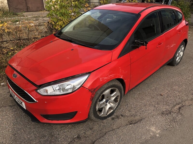 Photo 2 - Ford Focus 2015 y parts