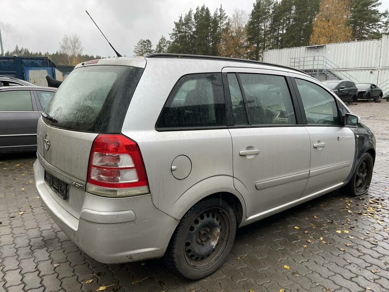 Фотография 5 - Opel Zafira B 2008 г запчясти