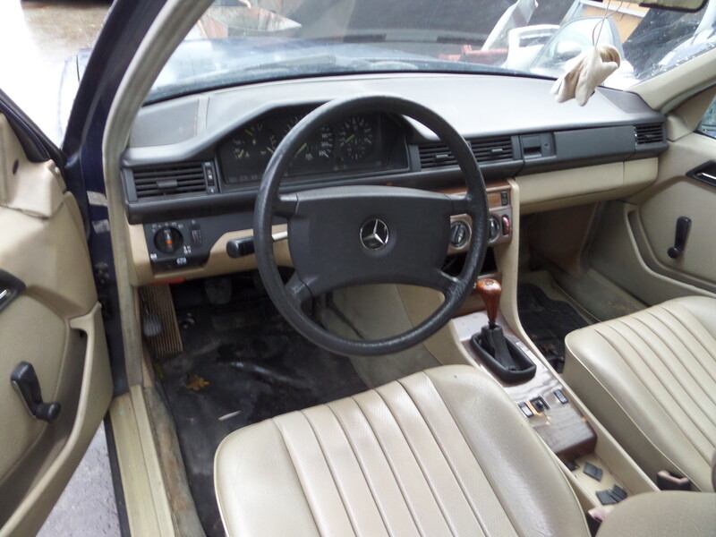 Nuotrauka 3 - Mercedes-Benz 300 1988 m dalys