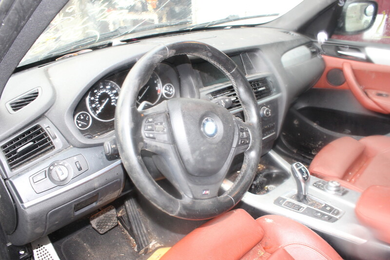 Photo 11 - Bmw X3 F25 2011 y parts