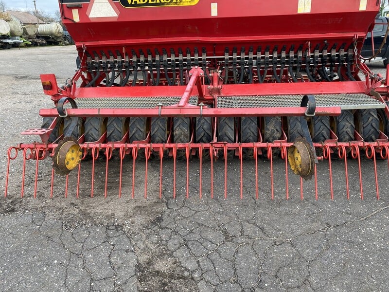 Фотография 15 - Vaderstad Rapid 400S 2004 г Сеялки