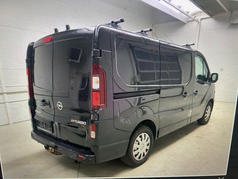 Photo 2 - Opel Vivaro 2015 y parts