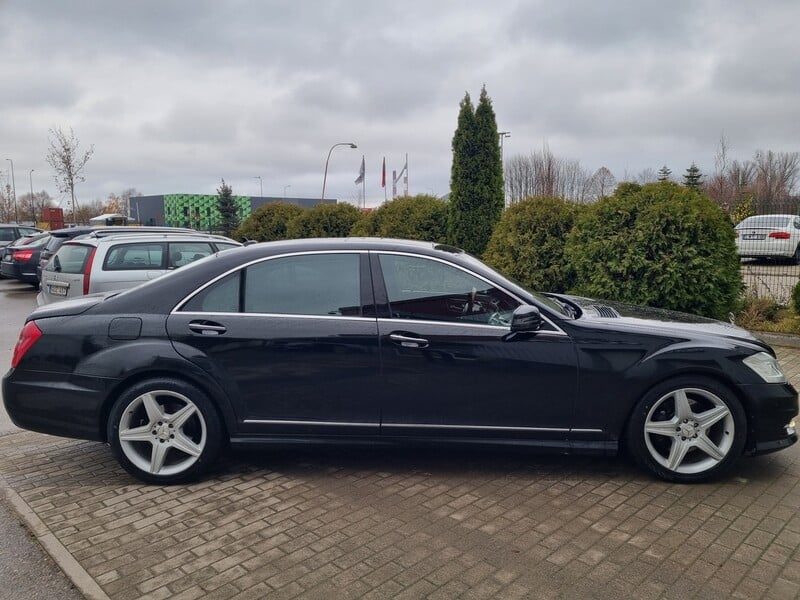 Photo 6 - Mercedes-Benz S 350 BlueTec L 4-Matic 2011 y