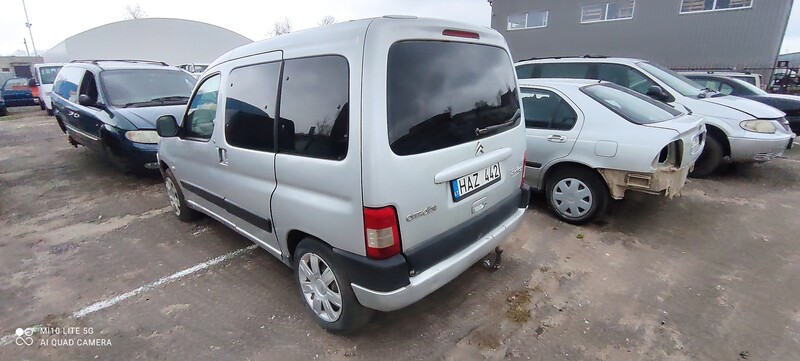 Photo 5 - Citroen Berlingo 2006 y parts