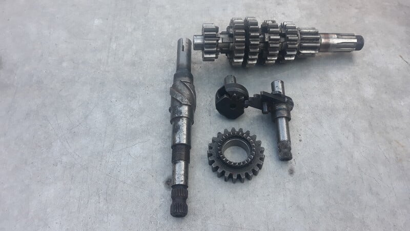 Photo 9 - Motocross / Supermoto CZ 125 Cross 1990 y parts