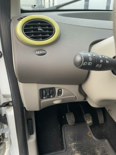Фотография 12 - Renault Twingo II 2011 г запчясти