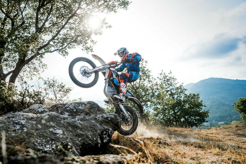 Photo 5 - KTM Freeride 2023 y Enduro motorcycle