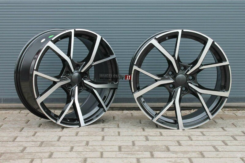 Photo 2 - R580 Touareg Black Polished rims