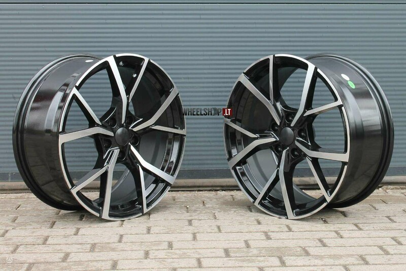 Photo 5 - R580 Touareg Black Polished rims