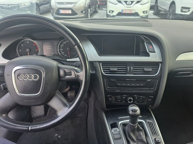 Photo 7 - Audi A4 2009 y Sedan