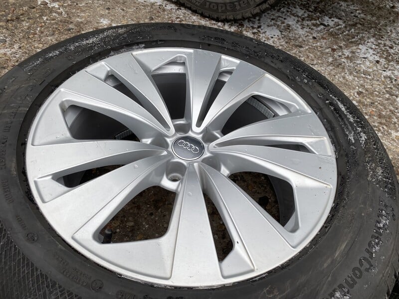 Photo 5 - Audi Q8 R19 light alloy rims