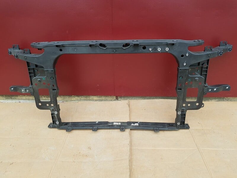 Photo 13 - Hyundai Kona 2022 y parts