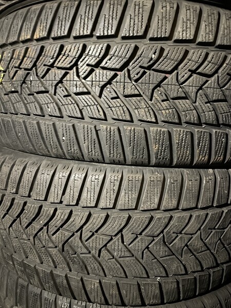 Фотография 3 - Dunlop R18 зимние шины для автомобилей