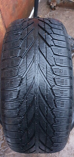 Photo 1 - R20 universal tyres passanger car