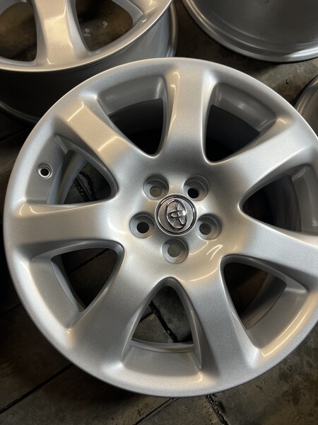 Photo 3 - Lexus TOYOTA,AVENSIS,PRIUS light alloy R17 rims