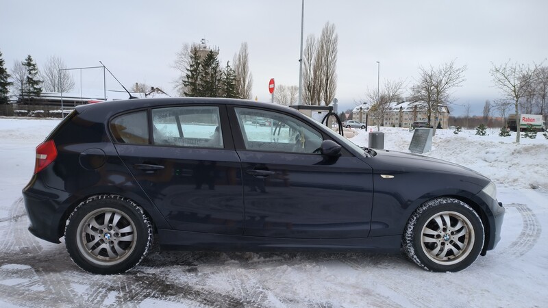 Photo 5 - Bmw 120 2006 y Hatchback