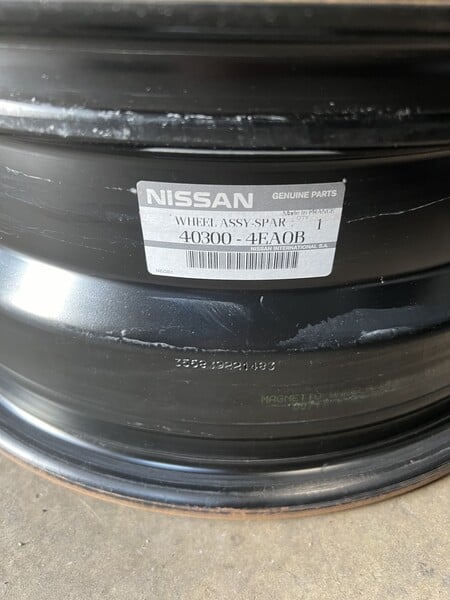 Photo 2 - Nissan RENAULT steel stamped R16 rims