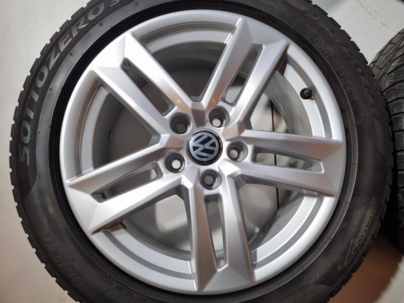 Photo 3 - Volkswagen Passat R17 light alloy rims