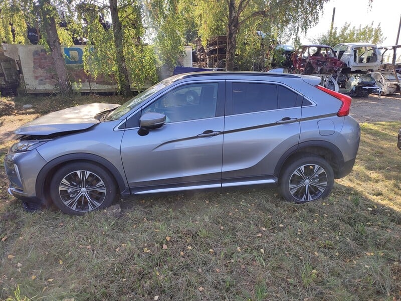 Photo 2 - Mitsubishi Eclipse Cross 2018 y parts