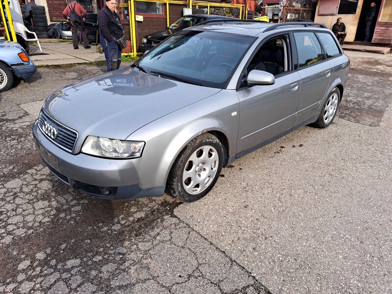 Audi A4 B6 2002 y parts