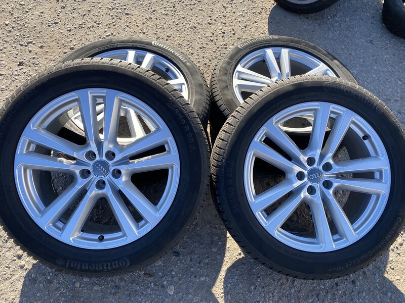 Audi ORGINALUS, 8J, ET28 light alloy R20 rims